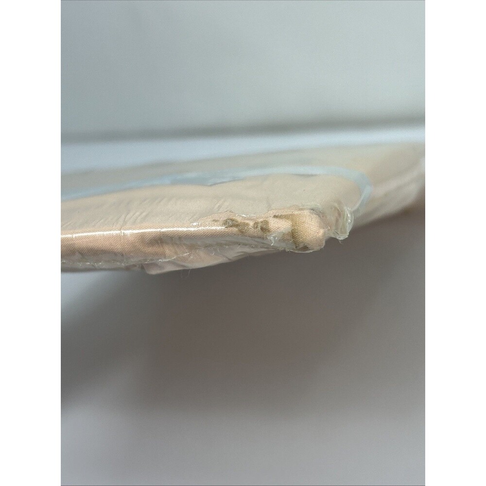 Wamsutta Supercale Plus Twin Fitted Sheet Coral 39 x 75" 200 Thread Count - Picture 6 of 6